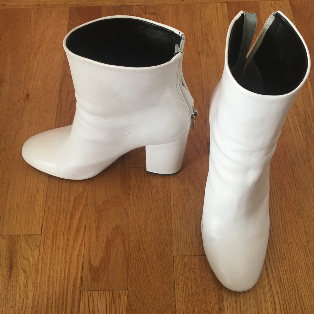 COPY - White leather Tony Bianco boots